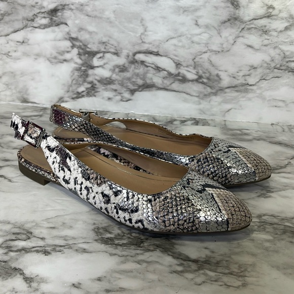 Women's Vionic Jade Flat Slingback Silver Boa Metallic Leather 8 - Picture 2 of 13